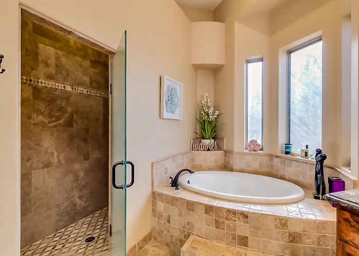 Saltwater Pool & Fire Pit: Luxe Queen Creek Oasis! *